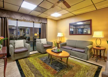 Days Inn by Wyndham Batesville hotel thumbnail 4