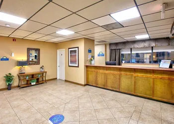 Days Inn by Wyndham Batesville hotel thumbnail 6