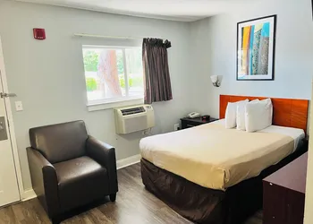 Tampa Bay Extended Stay Airport hotel thumbnail 8