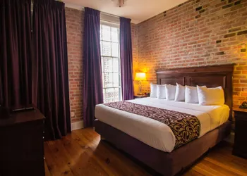 Inn on St. Peter hotel thumbnail 3