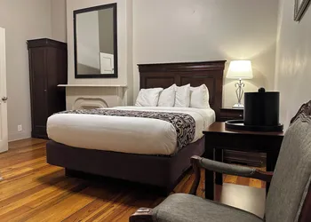 Inn on St. Peter hotel thumbnail 8
