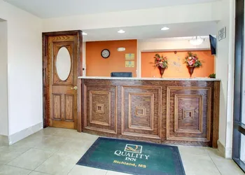 Quality Inn Richland - Jackson South hotel thumbnail 2