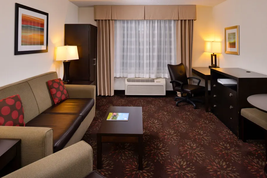 Holiday Inn Express Hotel & Suites Lancaster-Lititz by IHG hotel detail image 6