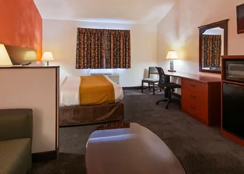 SureStay Hotel by Best Western Greenville hotel thumbnail 5