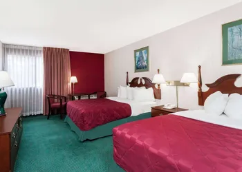 Baymont by Wyndham Queensbury / Lake George hotel thumbnail 6