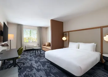 Fairfield Inn & Suites Hillsboro hotel thumbnail 6