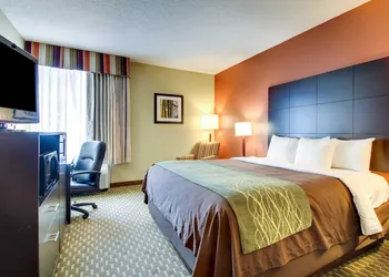Comfort Inn Meridian - Bonita Lakes hotel thumbnail 6