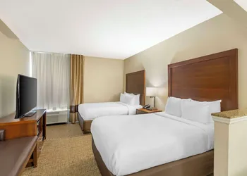 Comfort Inn Meridian - Bonita Lakes hotel thumbnail 7