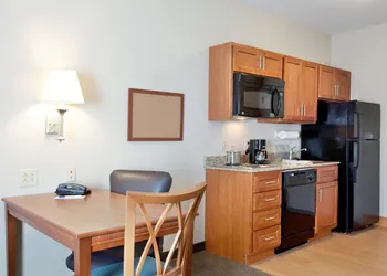 Candlewood Suites Slidell Northshore by IHG hotel thumbnail 5