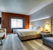 Holiday Inn Express Milwaukee North Brown Deer/Mequon by IHG hotel detail image 4