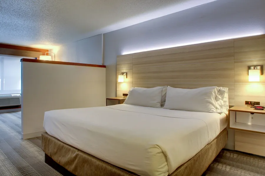 Holiday Inn Express Milwaukee North Brown Deer/Mequon by IHG hotel detail image 6