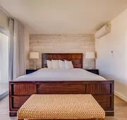 Skipjack Resort & Marina hotel detail image 7