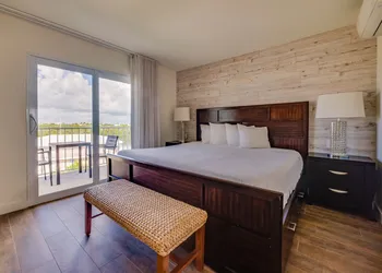Skipjack Resort & Marina hotel thumbnail 8