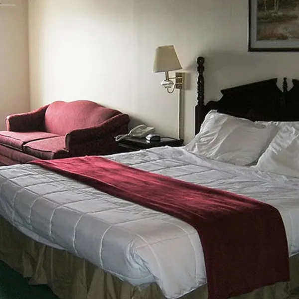 Voyageur Inn and Conference Center hotel detail image 6