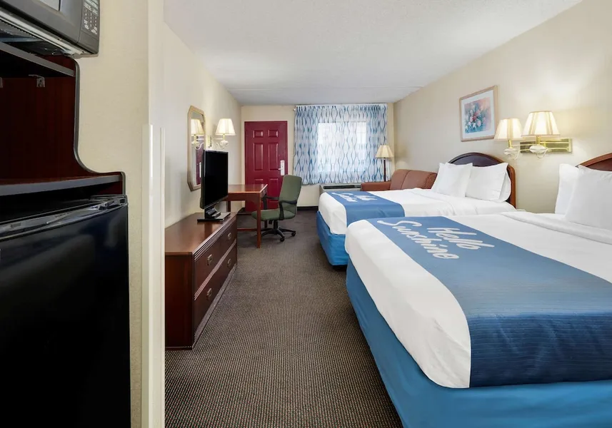 Days Inn & Suites by Wyndham Bentonville hotel detail image 6