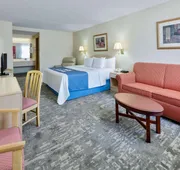 Days Inn & Suites by Wyndham Bentonville hotel detail image 7