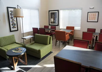 Holiday Inn Express Hotel & Suites Lexington-Downtown by IHG hotel thumbnail 2