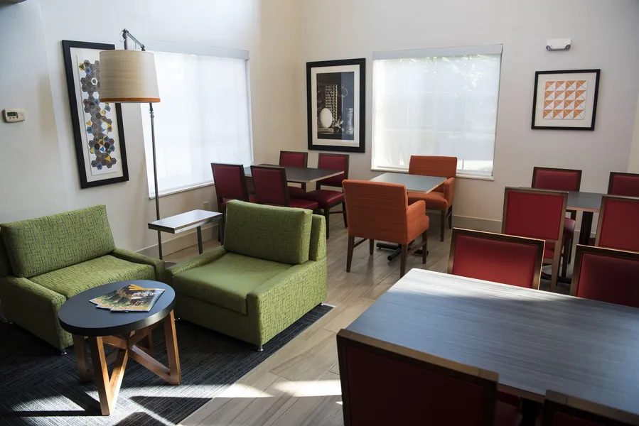 Holiday Inn Express Hotel & Suites Lexington-Downtown by IHG hotel detail image 2
