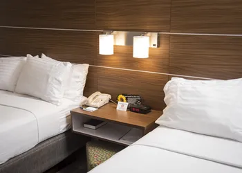 Holiday Inn Express Hotel & Suites Lexington-Downtown by IHG hotel thumbnail 6