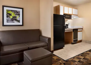 Hawthorn Extended Stay by Wyndham Milwaukee Airport hotel thumbnail 5