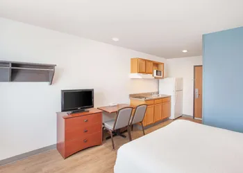 WoodSpring Suites Bentonville hotel thumbnail 5