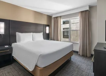 Residence Inn Phoenix Glendale Sports & Entertainment District hotel thumbnail 6