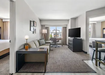 Residence Inn Phoenix Glendale Sports & Entertainment District hotel thumbnail 7
