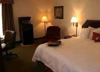 Hampton Inn Bremen I 20 hotel thumbnail 3