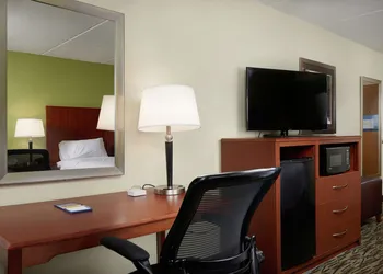 Hampton Inn Franklin hotel thumbnail 8
