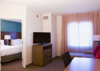 Staybridge Suites Chattanooga at Hamilton Place by IHG hotel thumbnail 3