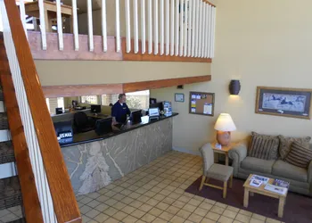 Quality Inn & Suites Phoenix NW - Sun City hotel thumbnail 2