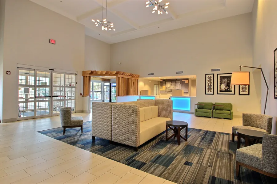 Holiday Inn Express Hotel & Suites Milwaukee Airport by IHG hotel detail image 2