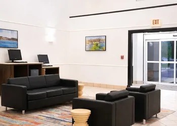 La Quinta Inn & Suites by Wyndham Kerrville hotel thumbnail 4