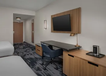 Fairfield Inn & Suites by Marriott Roanoke Hollins/I-81 hotel thumbnail 7