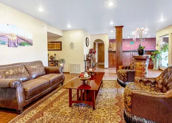 Quality Inn Three Rivers hotel thumbnail 7
