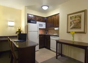 Staybridge Suites Akron-Stow-Cuyahoga Falls by IHG hotel thumbnail 8
