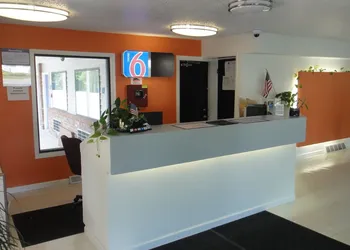 Motel 6 Albany, NY - Airport hotel thumbnail 8