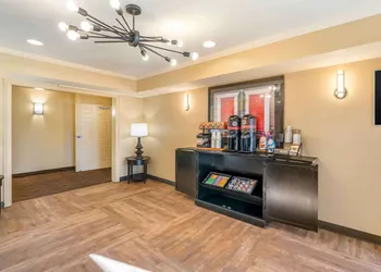 Extended Stay America Select Suites - Chesapeake - Churchland Blvd. hotel thumbnail 3