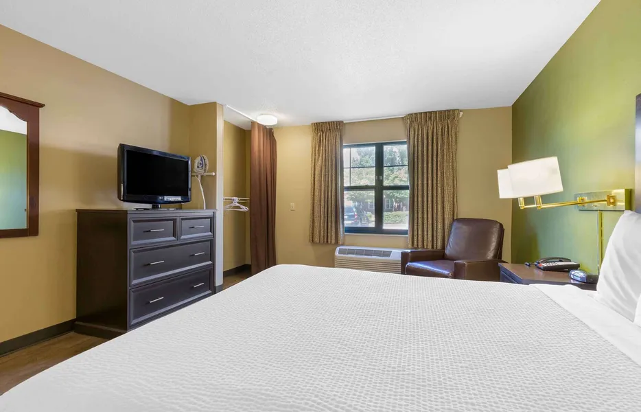Extended Stay America Select Suites - Chesapeake - Churchland Blvd. hotel detail image 6