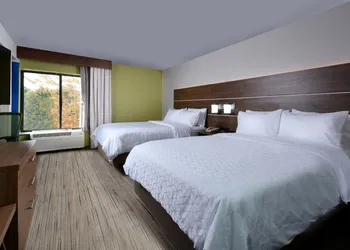 Holiday Inn Express Durham by IHG hotel thumbnail 3