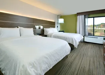 Holiday Inn Express Durham by IHG hotel thumbnail 4