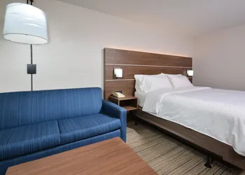 Holiday Inn Express Durham by IHG hotel thumbnail 8