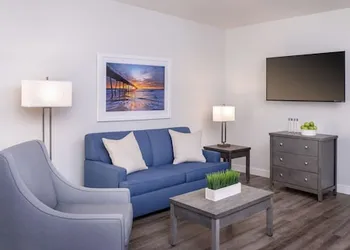 Beachfront Inn and Suites at Dana Point hotel thumbnail 4