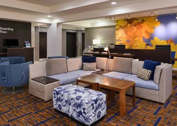 Country Inn & Suites By Radisson, Brown Deer - Milwaukee North hotel thumbnail 3