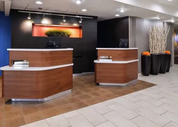 Country Inn & Suites By Radisson, Brown Deer - Milwaukee North hotel thumbnail 6