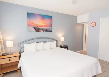 Great Escape Apartments by Lowkl hotel thumbnail 5