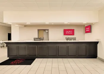 Red Roof Inn Gulfport - Biloxi Airport hotel thumbnail 3