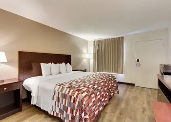 Red Roof Inn Gulfport - Biloxi Airport hotel thumbnail 6