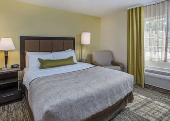 Candlewood Suites Louisville Airport by IHG hotel thumbnail 2