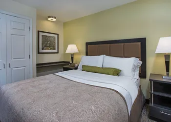 Candlewood Suites Louisville Airport by IHG hotel thumbnail 5